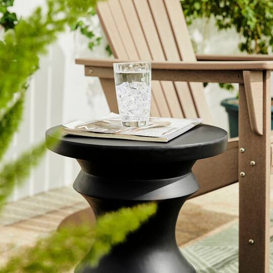 Glitzhome® 18" Black Chess Garden Stool